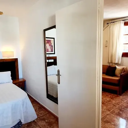 Granada Familiar Deluxe Apartment
